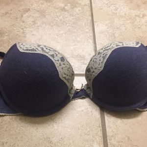 Aerie Blue and White T-shirt bra